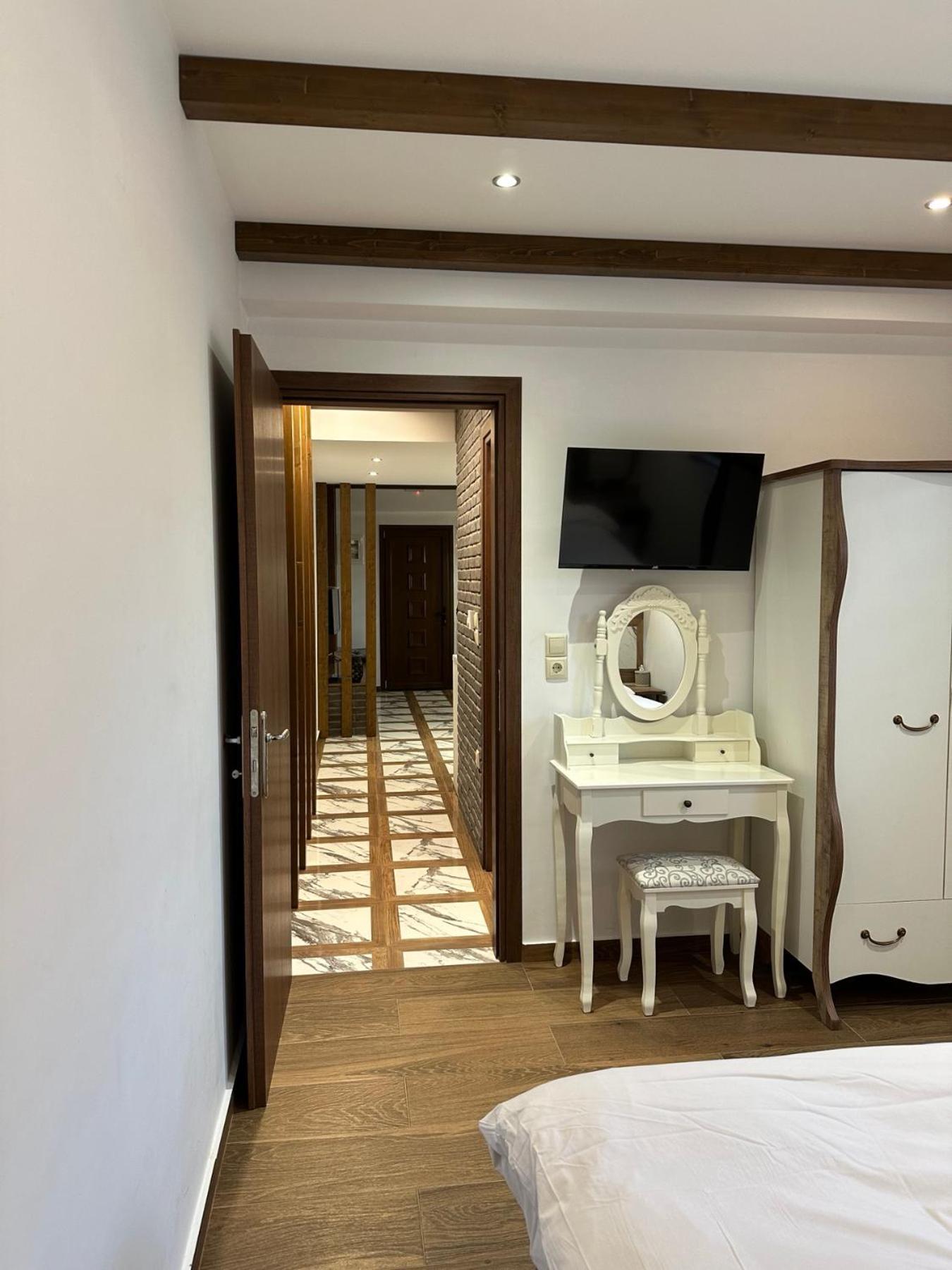 Erietta-Agapi #1 Apartment Kalampáka Ngoại thất bức ảnh